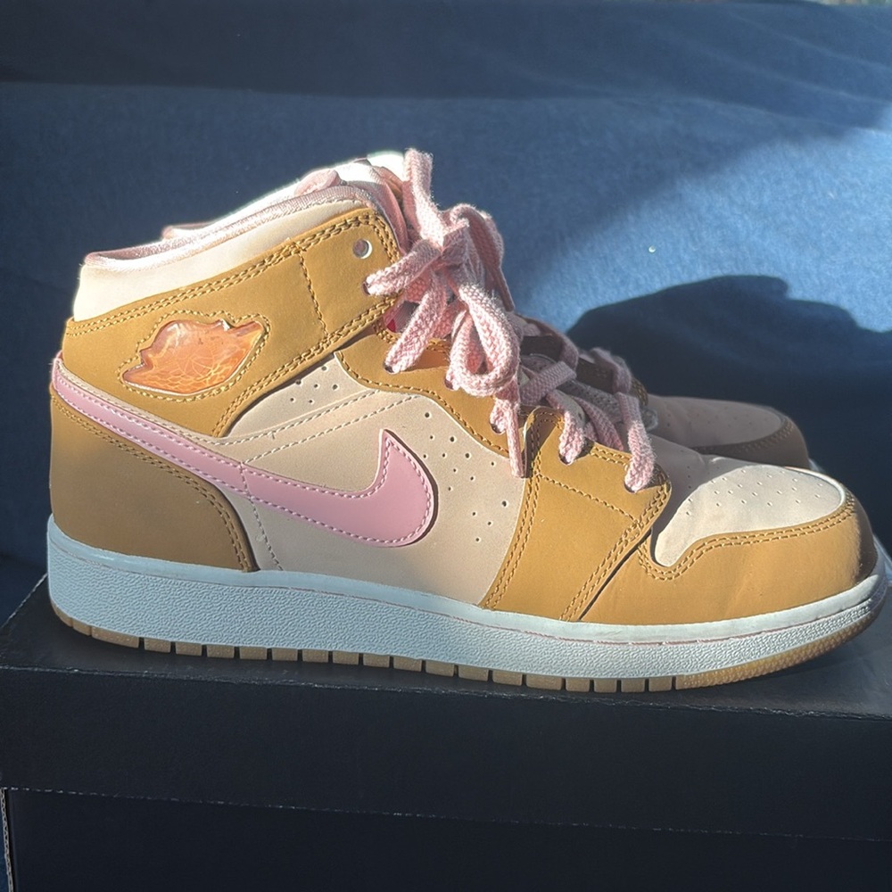 2014 Hare Jordan Mid 1’s